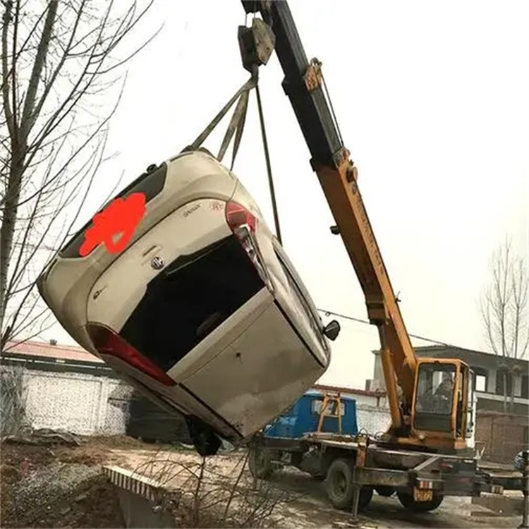 兰山随时待命，吊车24小时道路救援服务全解析