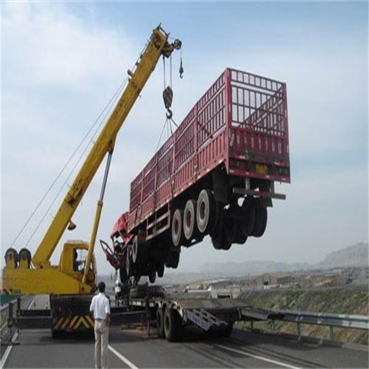 兰山吊车吊运安全措施